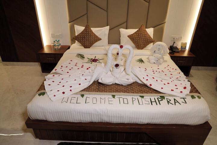 Room 3 of 21