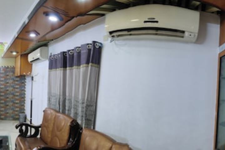 Room 17 of 36
