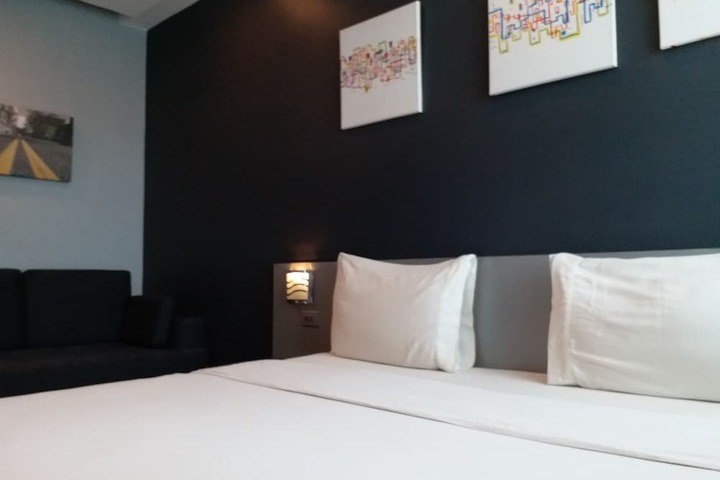 Room 51 of 91