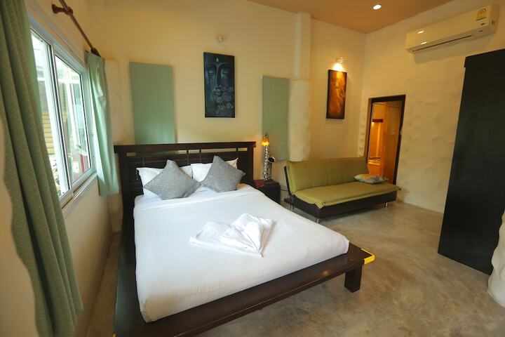 Room 20 of 313