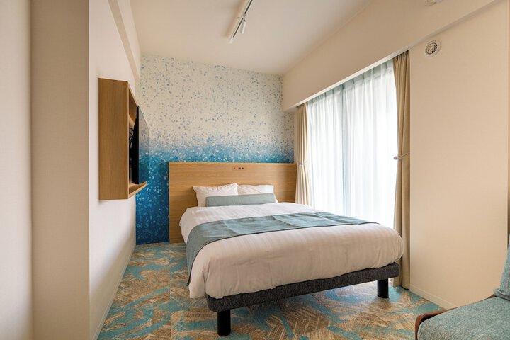 Room 23 of 104