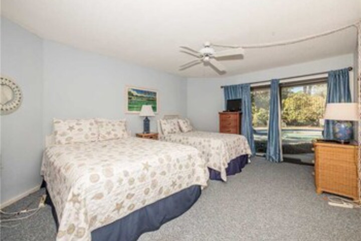 Room 25 of 29