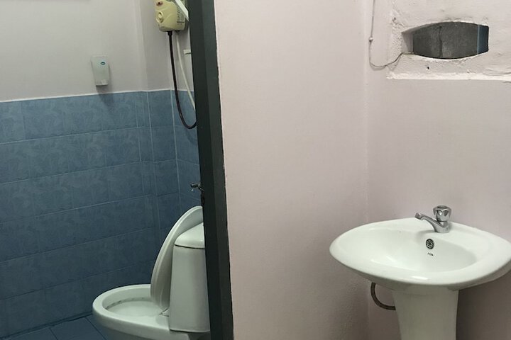 Clean Restrooms