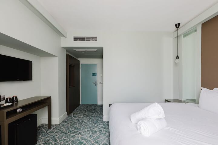 Room 121 of 263