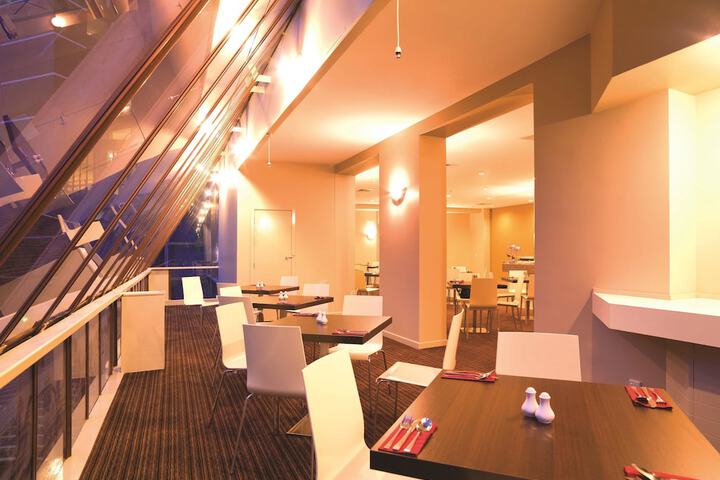 Dining Photos