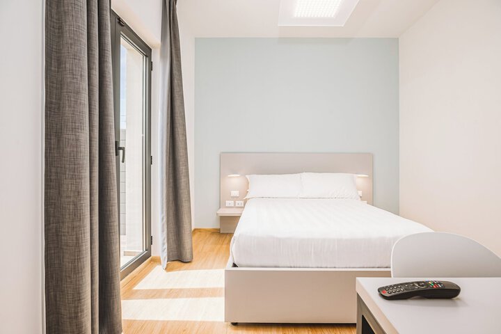 Room 30 of 73