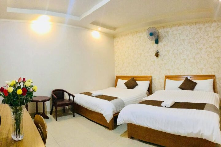 Room 3 of 15
