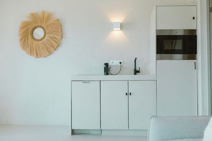 Private kitchenette