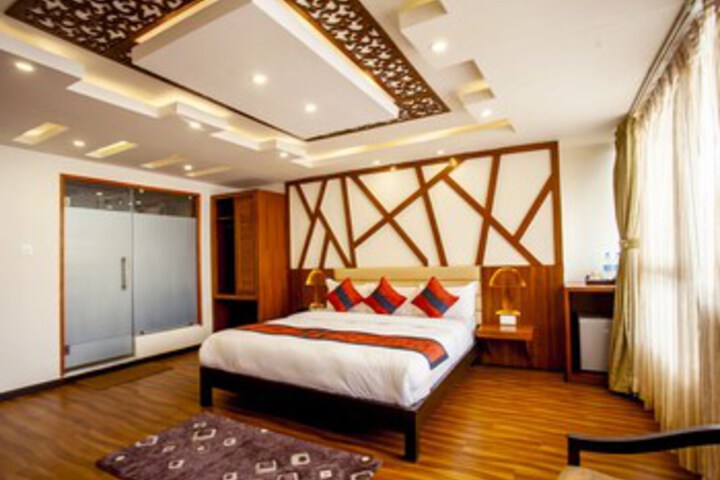 Room 25 of 339