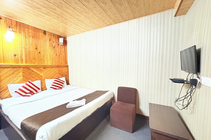 Room 13 of 43