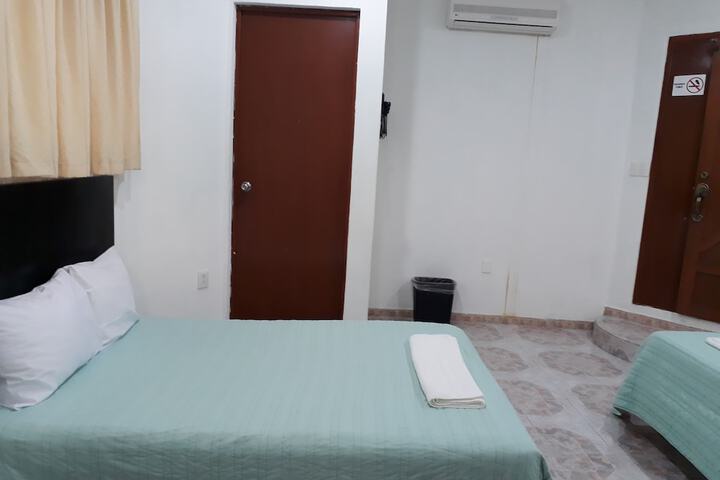 Room 6 of 30