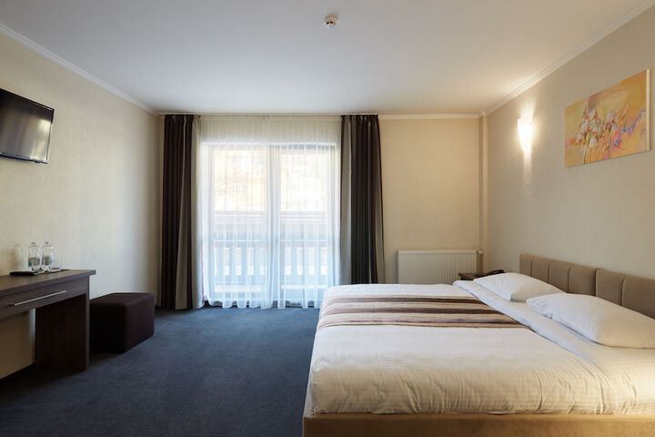 Room 13 of 61