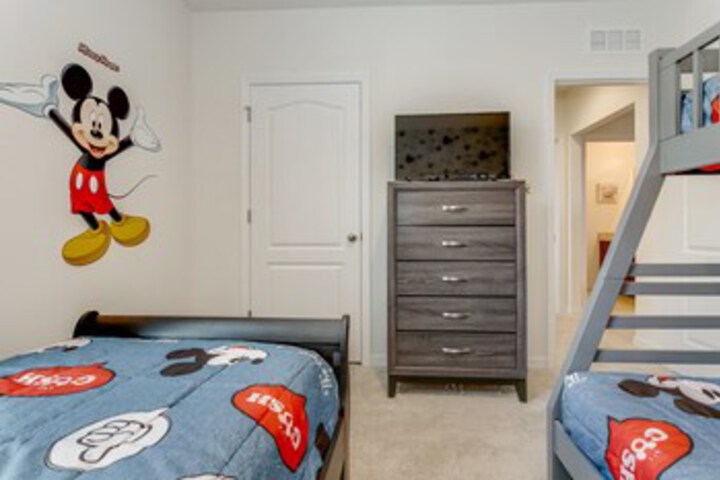 Room 54 of 67