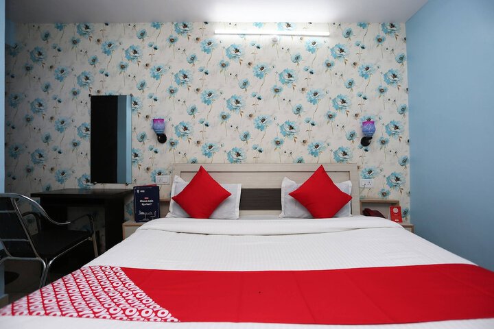 Room 32 of 32
