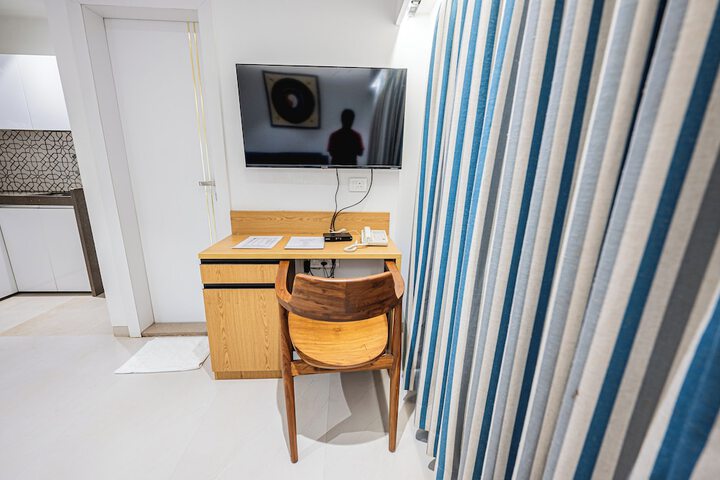Room 34 of 63