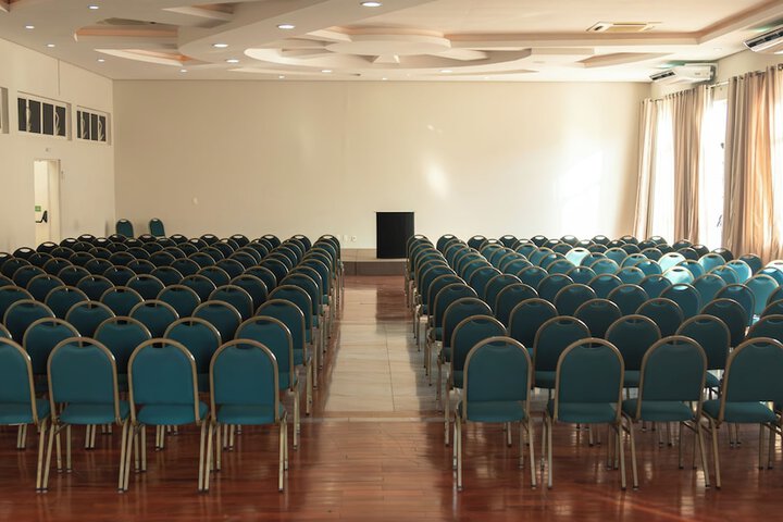 Ballroom/Hall 43 of 69
