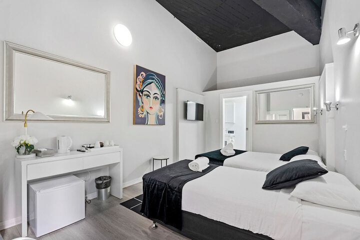 Room 14 of 29