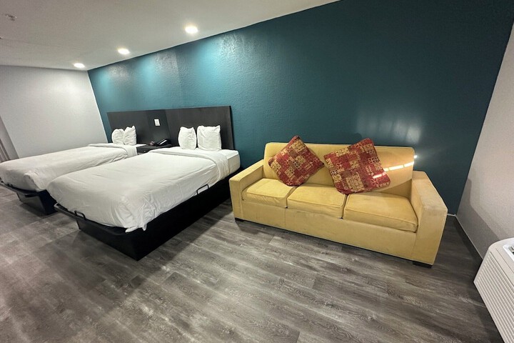 Room 27 of 101