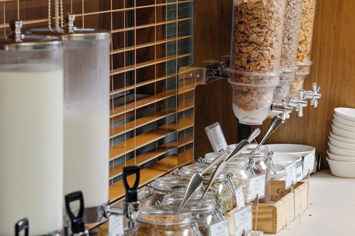 Breakfast/Coffee Service 100 of 120