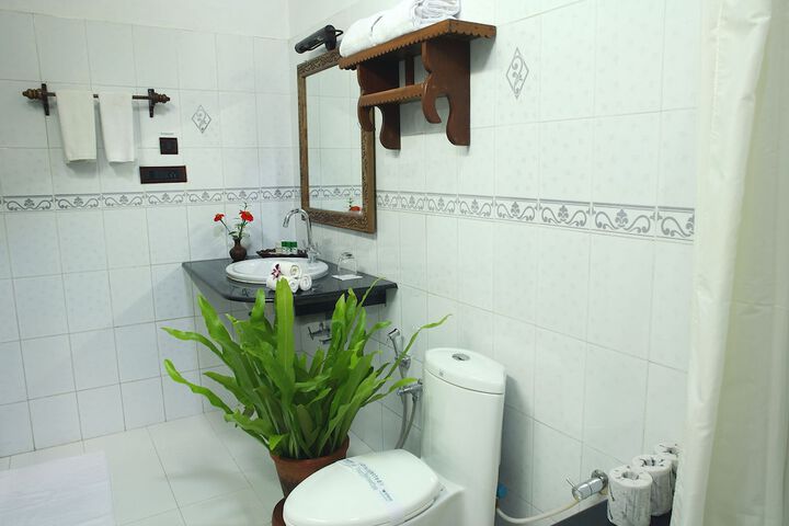 Bathroom Interior Photo