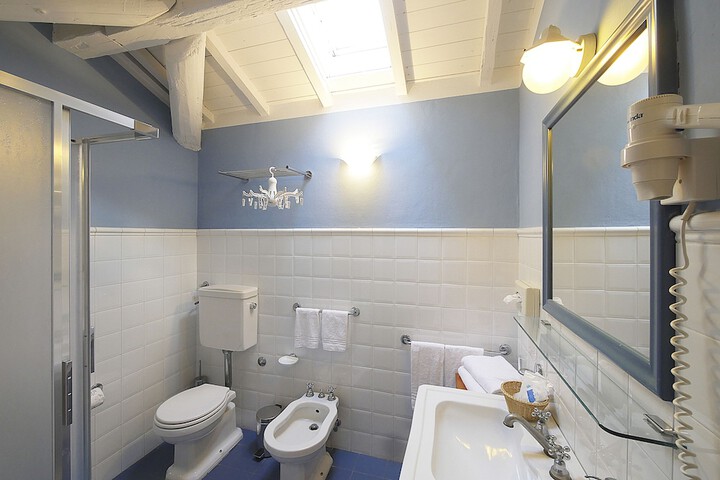 Clean Restrooms