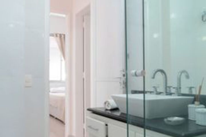 Room 3 of 19