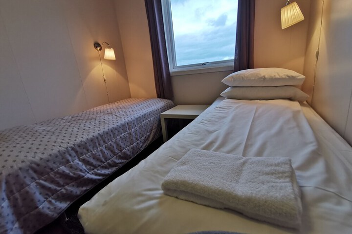 Room 13 of 89