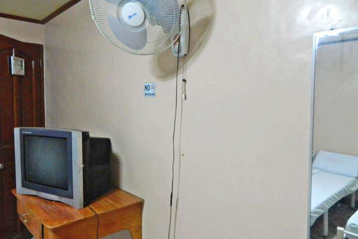 Room 15 of 26
