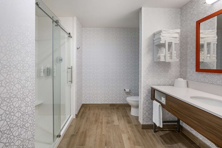 Bathroom shower