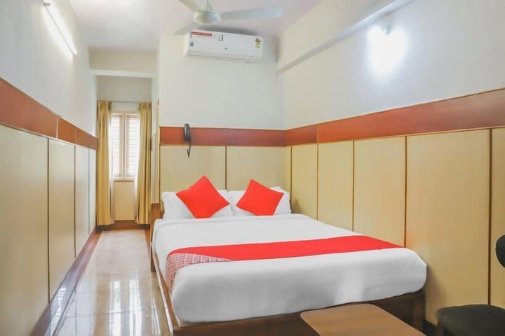 Room 13 of 29