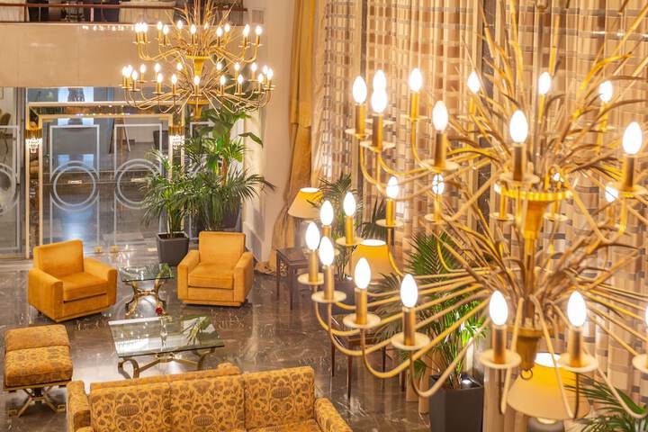 Hotel Lobby