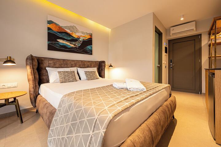 Room 18 of 67