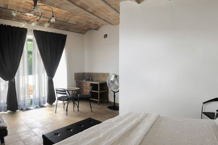 Room 7 of 60