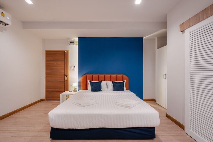 Room 9 of 45