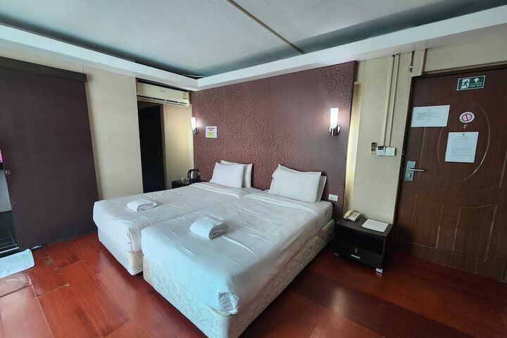 Room 26 of 56