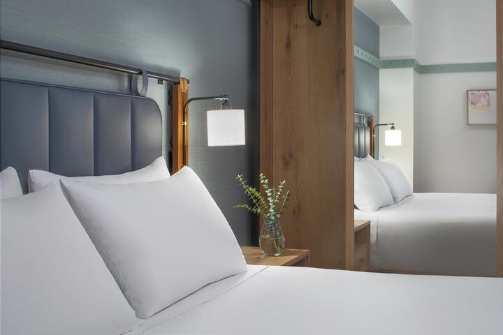 Room 20 of 46