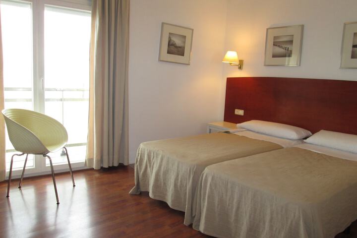 Room 3 of 47
