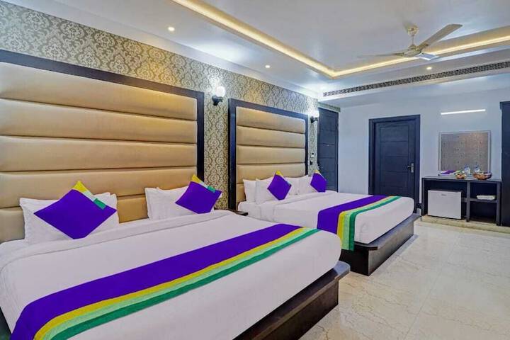 Room 6 of 47