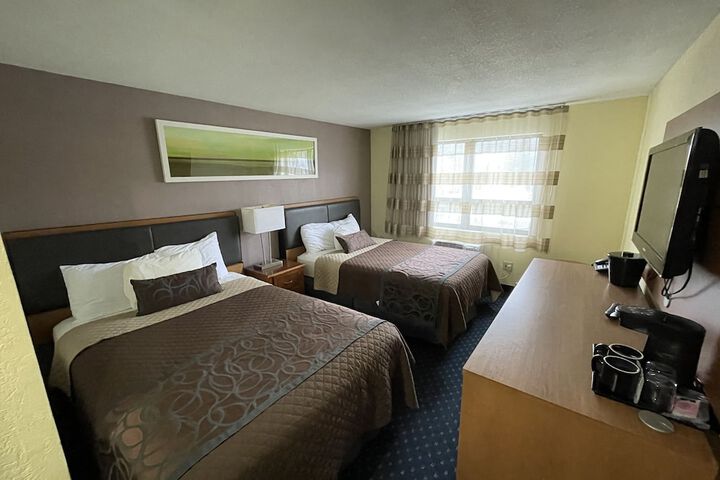 Standard Double Bed (6 of 16)