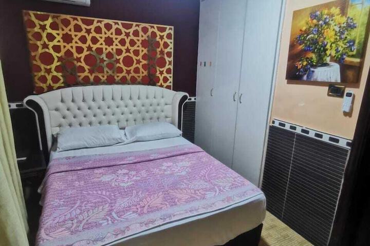 Room 9 of 45