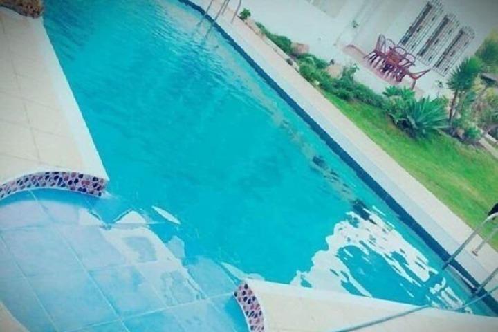 Pool 8 of 8