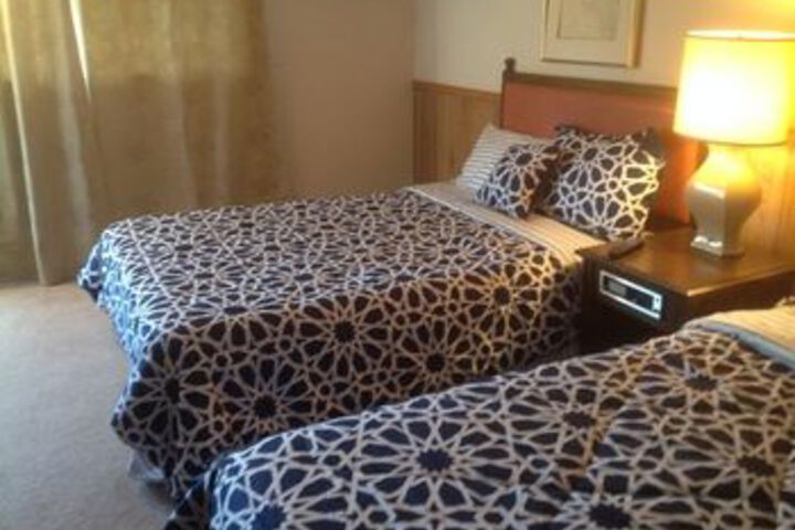 Room 8 of 23