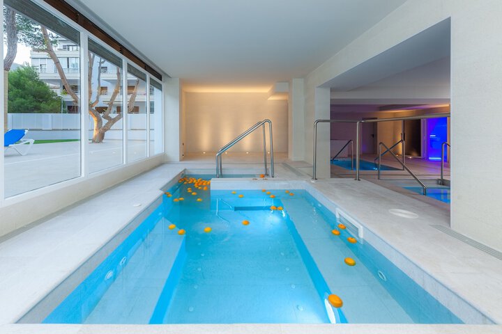 Pool 66 of 187