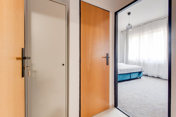 Room 34 of 115