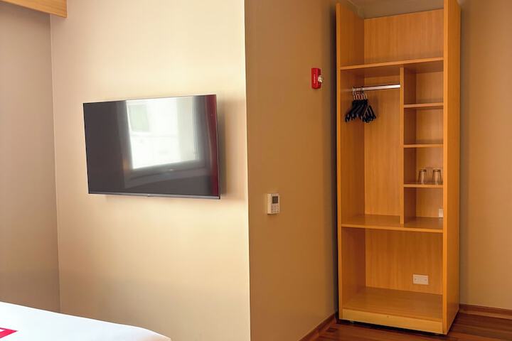 Room 20 of 113