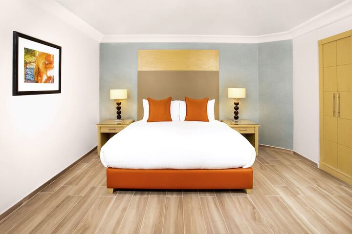 Room 75 of 195