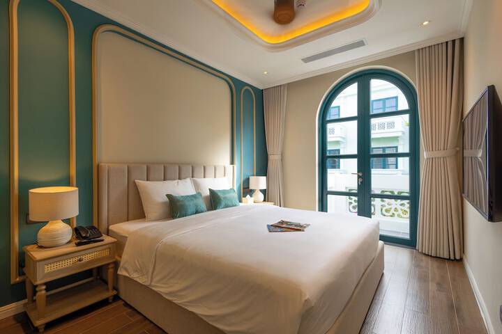 Room 15 of 70