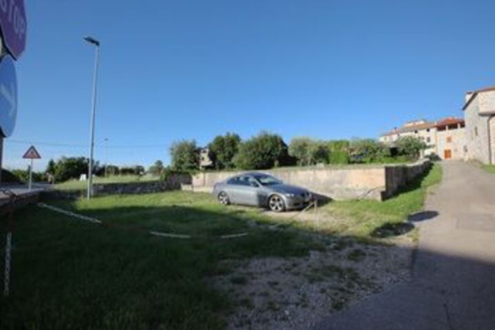 Property Grounds 16 of 17