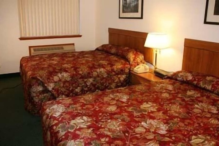 Room 5 of 52