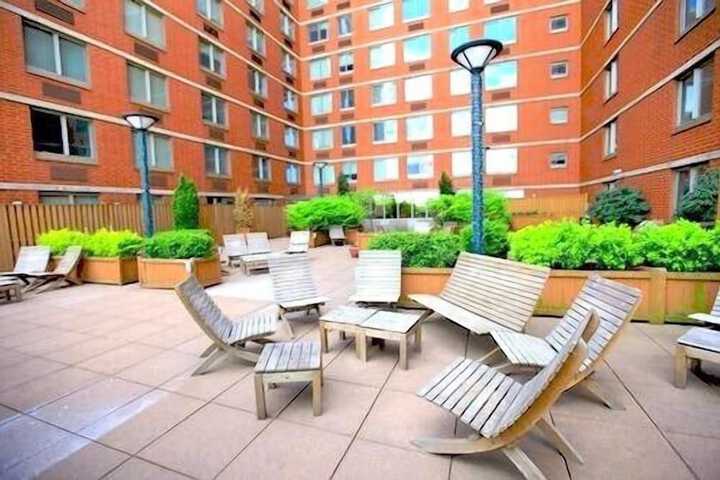 Terrace/Patio 703 of 710